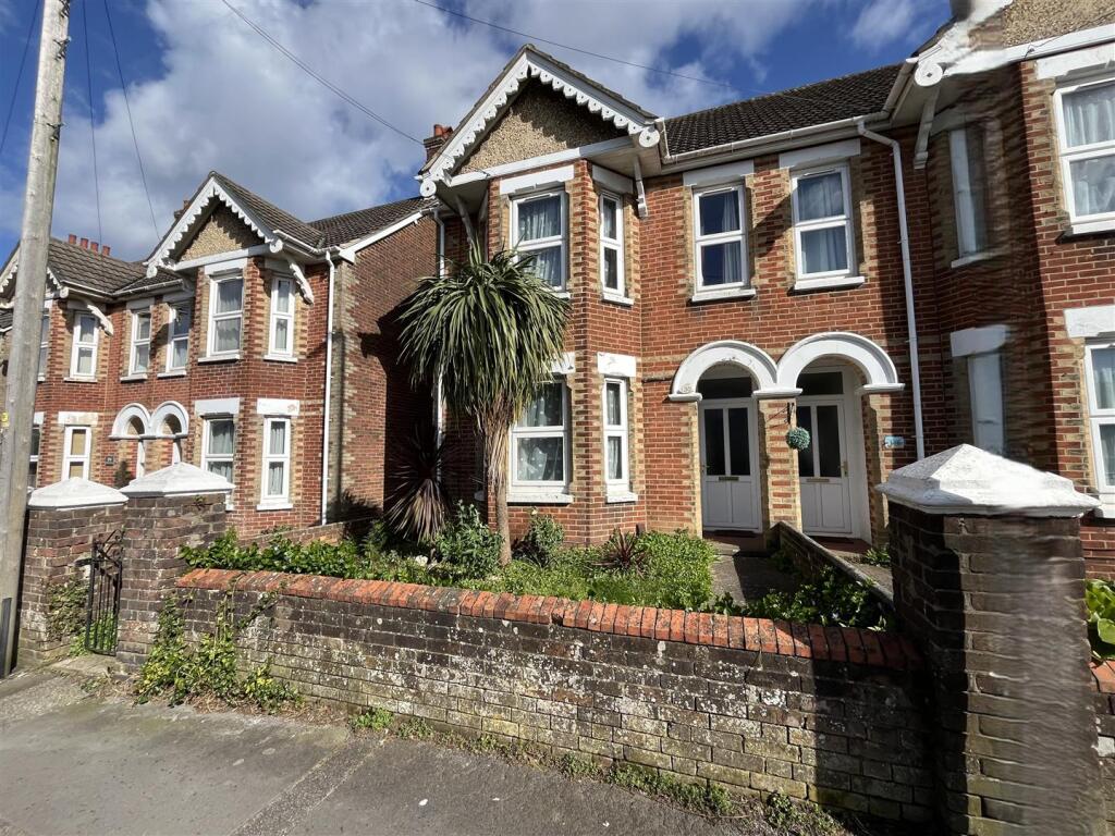 3 bed Semi Detached for rent in Poole. From Symonds & Sampson - Sturminster Newton