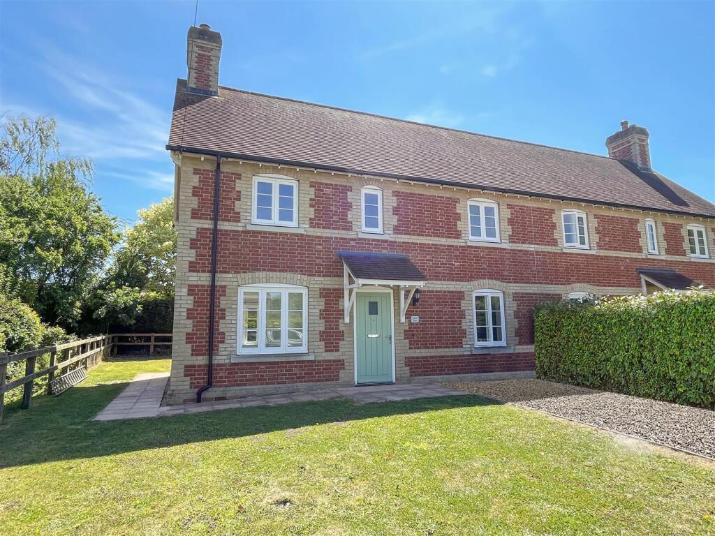 3 bed Semi Detached for rent in Iwerne Minster. From Symonds & Sampson - Sturminster Newton 3 bed Semi Detached for rent in Iwerne Minster. From Symonds & Sampson - Sturminster Newton