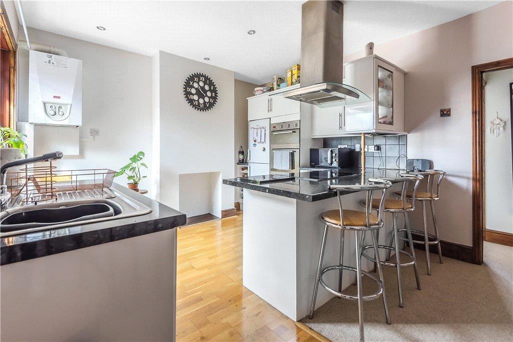 2 bed Apartment for rent in Yeovil. From Symonds & Sampson - Yeovil