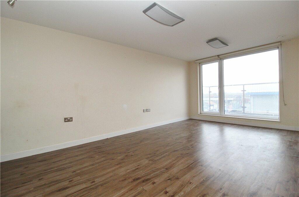 2 bed Apartment for rent in Southall. From Townends Ealing