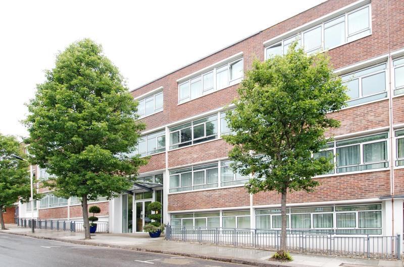 2 bed Apartment for rent in Acton. From Townends Ealing