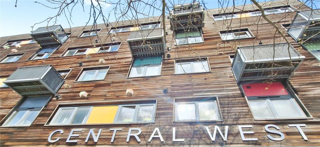 1 bed Apartment for rent in Greenford. From Townends Ealing