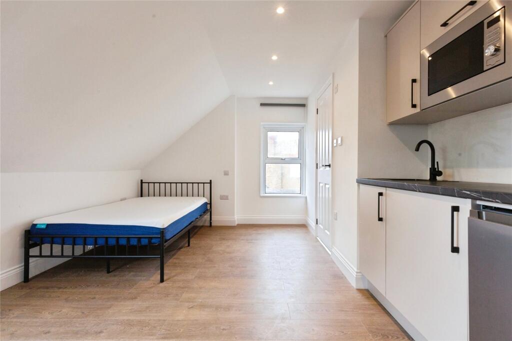 0 bed Studio for rent in Acton. From Townends Ealing