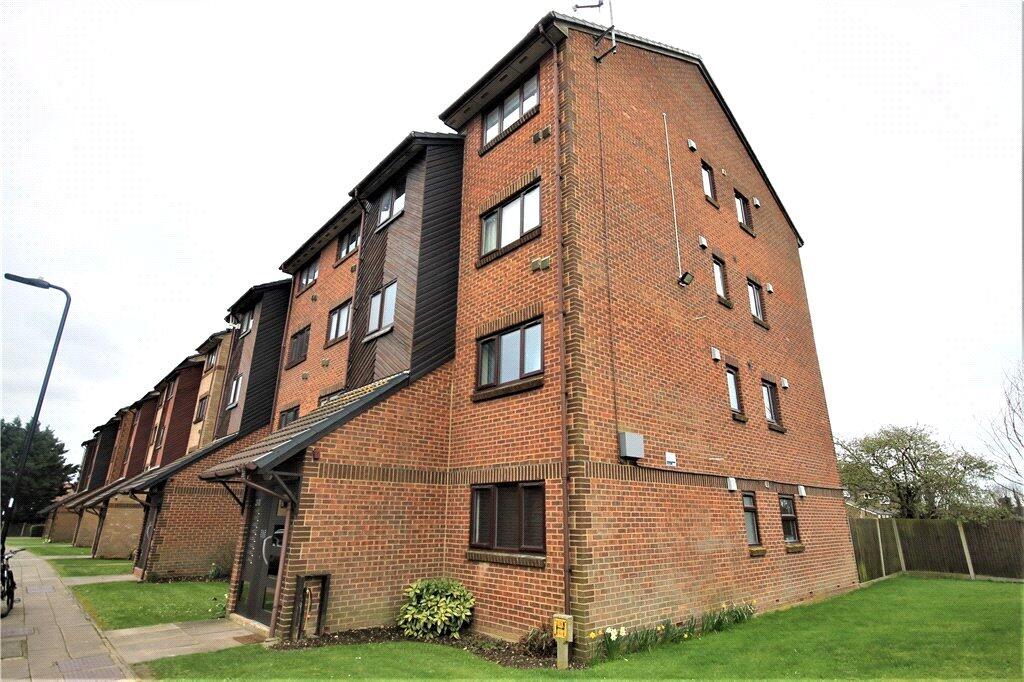 1 bed Apartment for rent in Greenford. From Townends Ealing