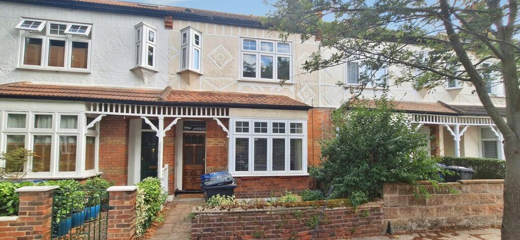 2 bed Mid Terraced House for rent in Brentford. From Townends Ealing
