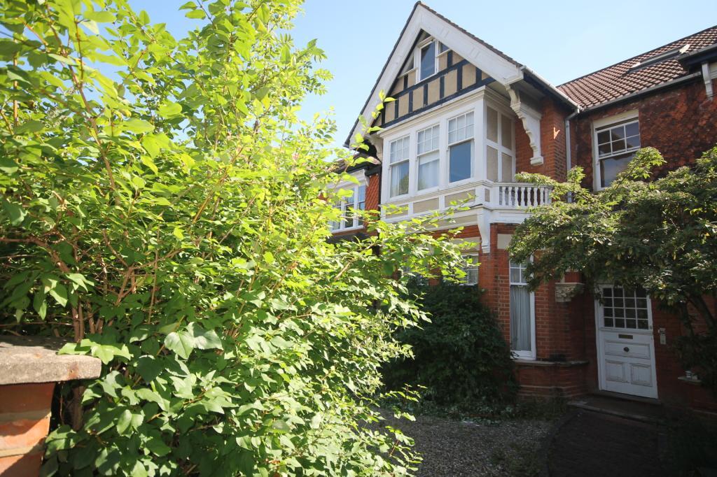 1 bed Apartment for rent in Acton. From Townends Ealing 1 bed Apartment for rent in Acton. From Townends Ealing