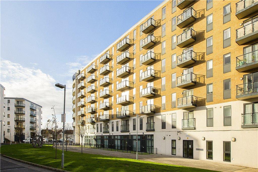 1 bed Apartment for rent in Merton. From Townends Earlsfield