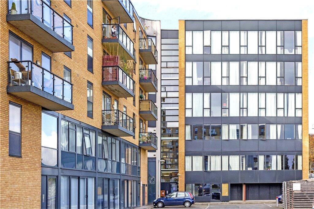 4 bed Apartment for rent in Wimbledon. From Stirling Ackroyd Lettings - Earlsfield - Lettings