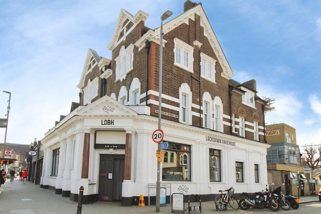 2 bed Apartment for rent in Wandsworth. From Stirling Ackroyd Lettings - Earlsfield - Lettings