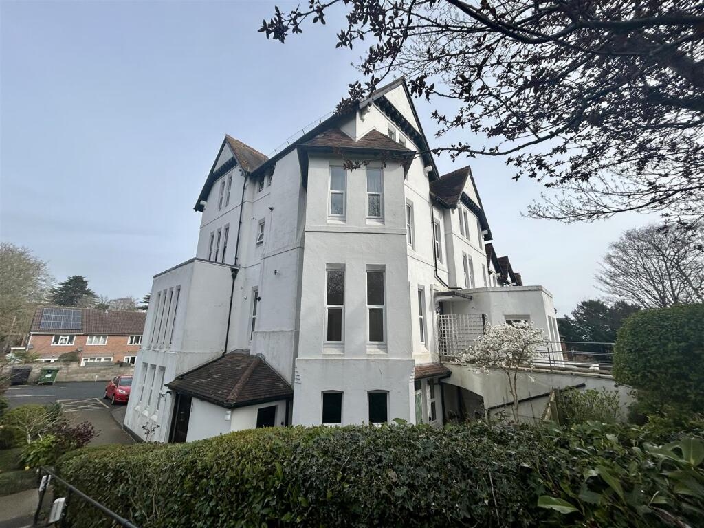 2 bed Apartment for rent in Great Malvern. From Denny and Salmond - Malvern 2 bed Apartment for rent in Great Malvern. From Denny and Salmond - Malvern