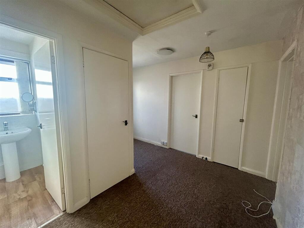 3 bed Detached bungalow for rent in Great Malvern. From Denny and Salmond - Malvern 3 bed Detached bungalow for rent in Great Malvern. From Denny and Salmond - Malvern
