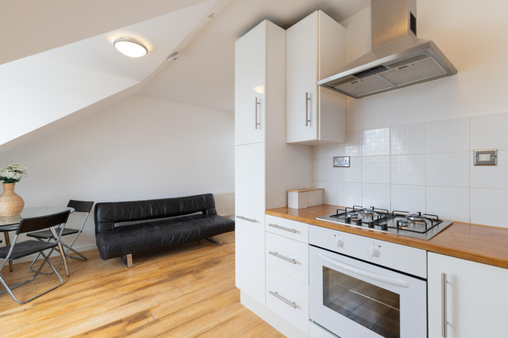 1 bed Apartment for rent in Wimbledon. From Hawes & Co - Wimbledon
