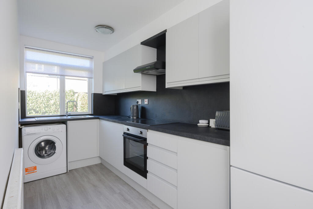 1 bed Apartment for rent in Wimbledon. From Hawes & Co - Wimbledon