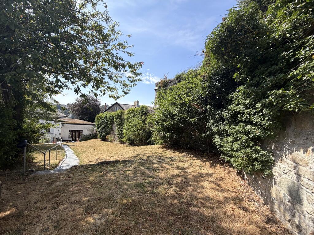 2 bed Apartment for rent in St Austell. From Webbers Property Services - Bodmin 2 bed Apartment for rent in St Austell. From Webbers Property Services - Bodmin