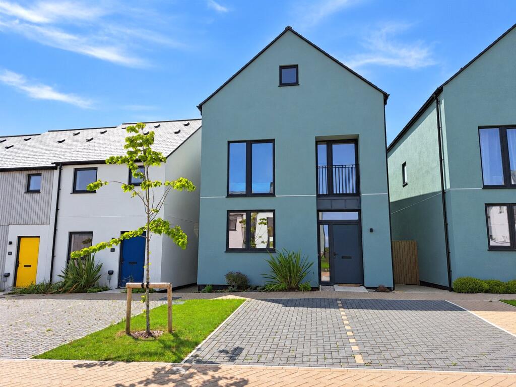 4 bed Detached for rent in Penwithick. From Webbers Property Services - Bodmin