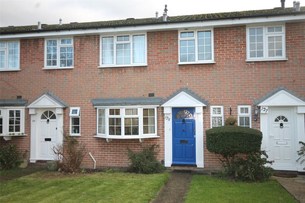 3 bed Detached for rent in Staines-upon-Thames. From The Frost Partnership - Staines - Lettings 3 bed Detached for rent in Staines-upon-Thames. From The Frost Partnership - Staines - Lettings