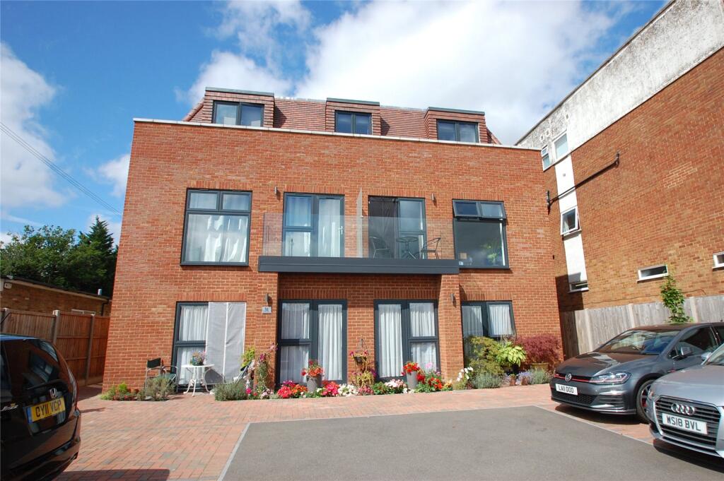 2 bed Apartment for rent in Amersham. From The Frost Partnership - Amersham