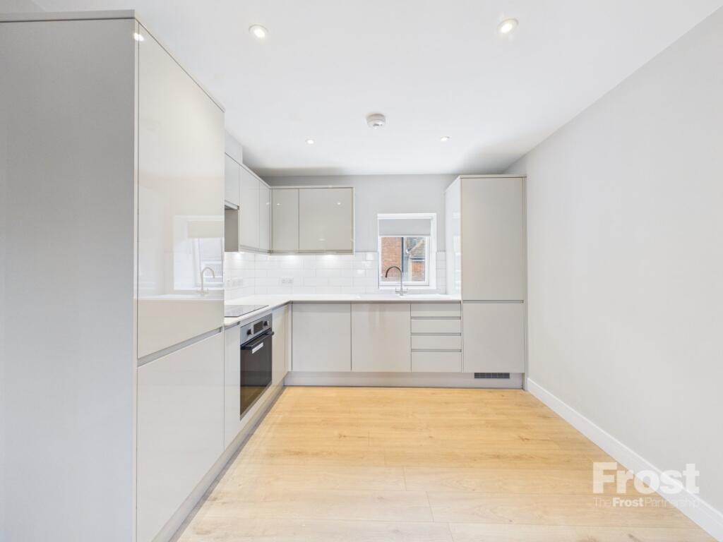 2 bed Apartment for rent in Hitchambury. From The Frost Partnership - Burnham 2 bed Apartment for rent in Hitchambury. From The Frost Partnership - Burnham