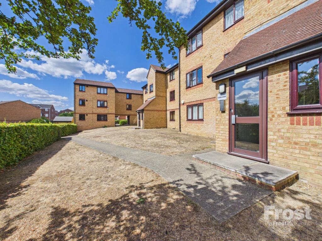1 bed Apartment for rent in Hitchambury. From The Frost Partnership - Burnham 1 bed Apartment for rent in Hitchambury. From The Frost Partnership - Burnham