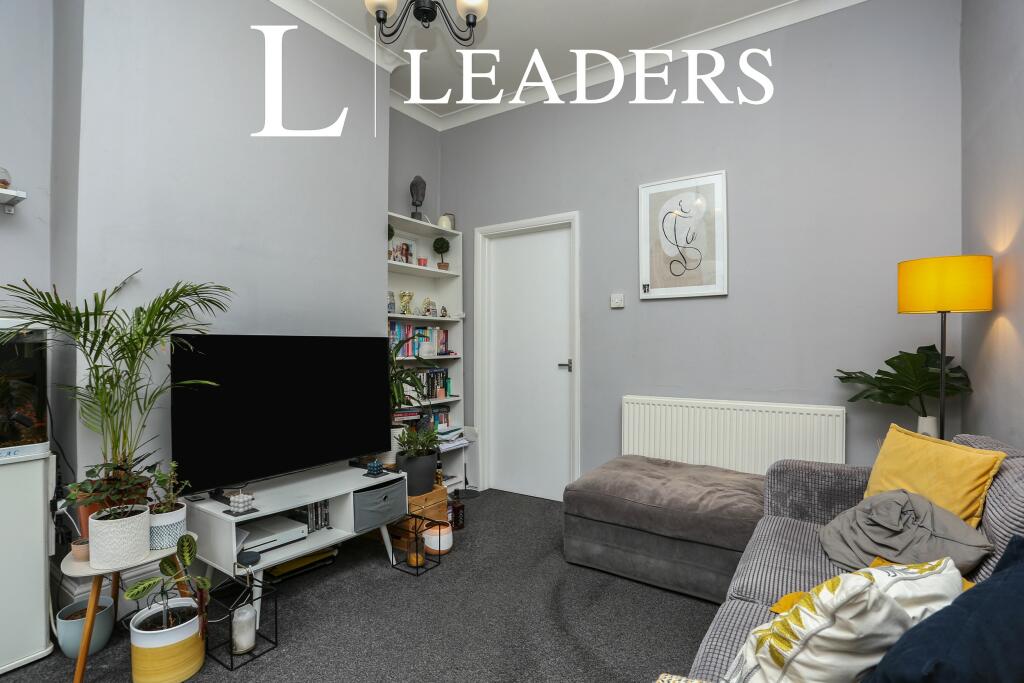 2 bed Maisonette for rent in Lewisham. From Leaders - Lewisham