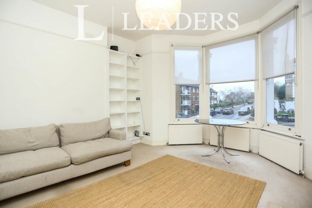 2 bed Apartment for rent in Deptford. From Leaders - Lewisham