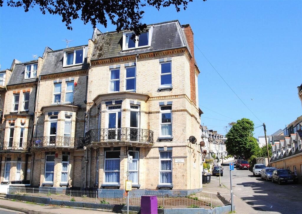 2 bed Apartment for rent in Ilfracombe. From Webbers Property Services - Ilfracombe