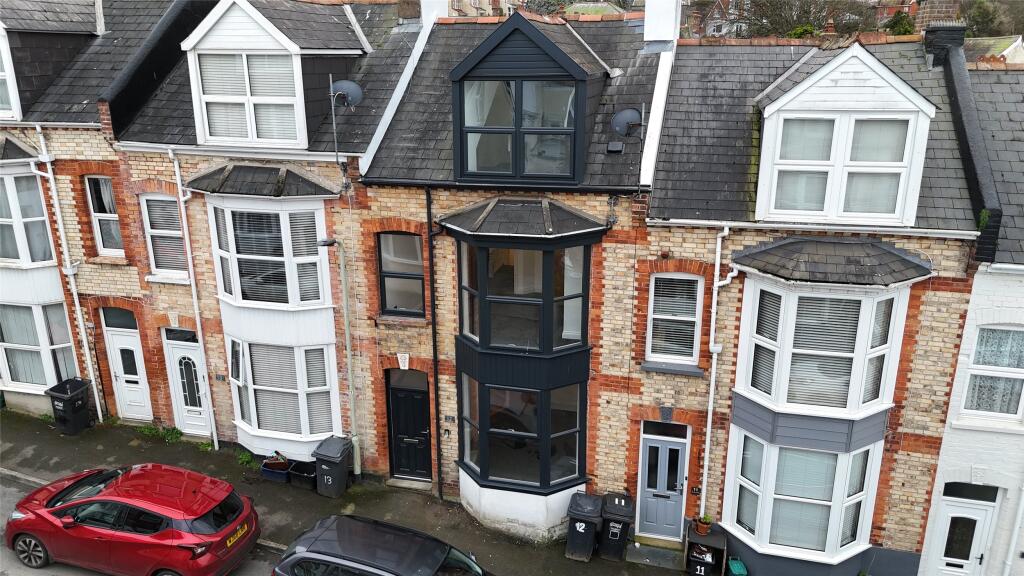 4 bed Mid Terraced House for rent in Ilfracombe. From Webbers Property Services - Ilfracombe