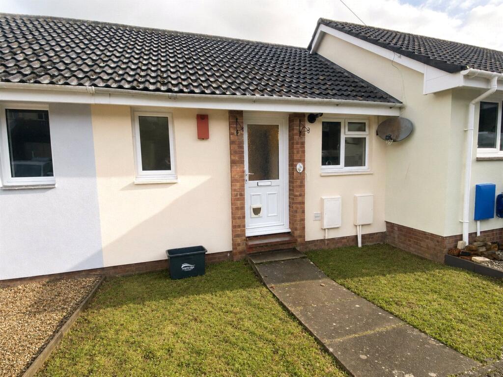 2 bed Mid Terraced House for rent in Ilfracombe. From Webbers Property Services - Ilfracombe