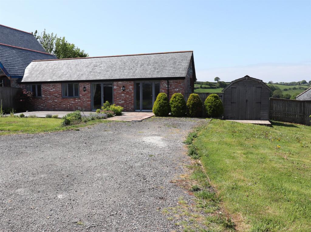 1 bed Bungalow for rent in Launceston. From Webbers Property Services - Launceston 1 bed Bungalow for rent in Launceston. From Webbers Property Services - Launceston