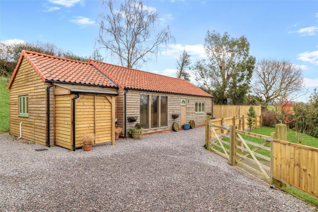 2 bed Bungalow for rent in Lydeard St Lawrence. From Webbers Property Services - Minehead 2 bed Bungalow for rent in Lydeard St Lawrence. From Webbers Property Services - Minehead