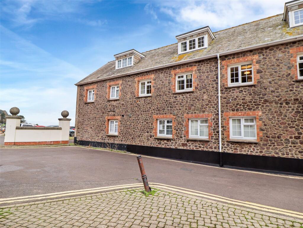 3 bed Mid Terraced House for rent in Minehead. From Webbers Property Services - Minehead 3 bed Mid Terraced House for rent in Minehead. From Webbers Property Services - Minehead