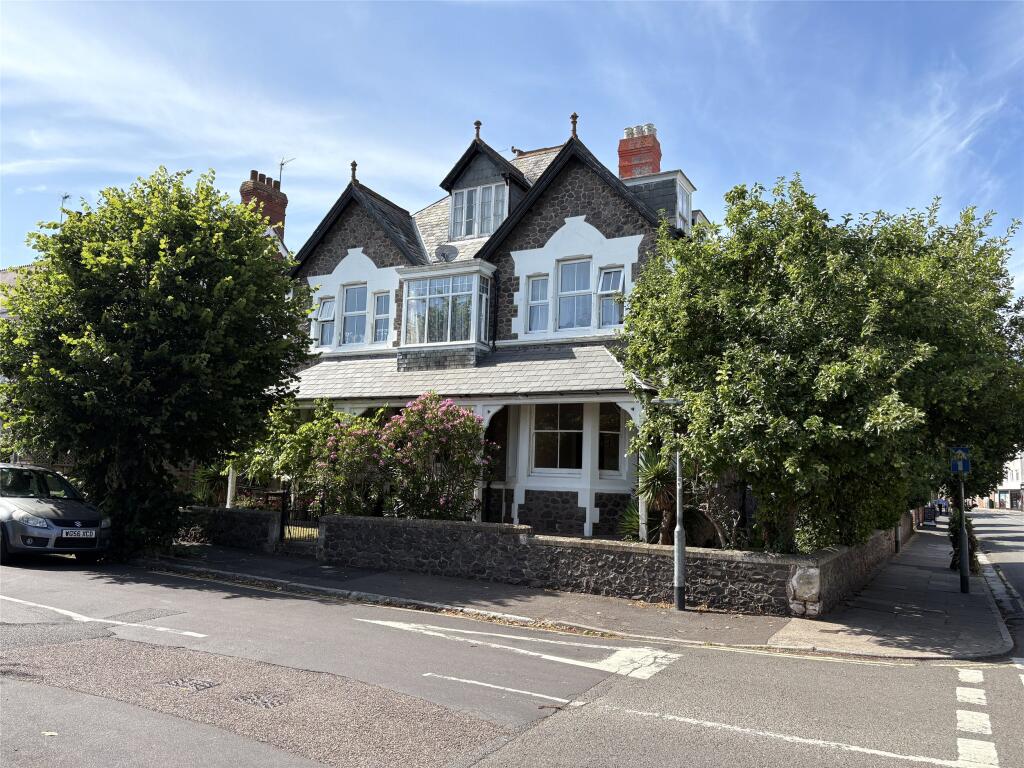 2 bed Apartment for rent in Minehead. From Webbers Property Services - Minehead 2 bed Apartment for rent in Minehead. From Webbers Property Services - Minehead