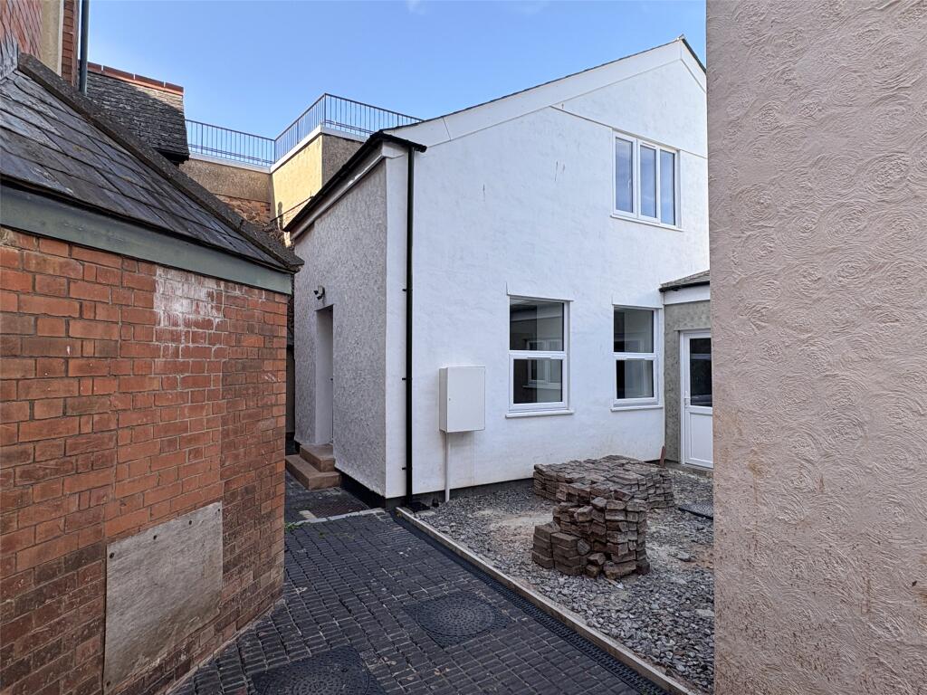 2 bed Semi Detached for rent in Minehead. From Webbers Property Services - Minehead 2 bed Semi Detached for rent in Minehead. From Webbers Property Services - Minehead