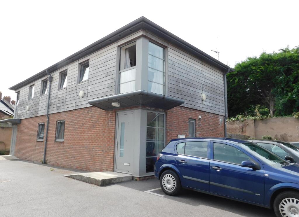 2 bed Semi Detached for rent in Watchet. From Webbers Property Services - Minehead 2 bed Semi Detached for rent in Watchet. From Webbers Property Services - Minehead
