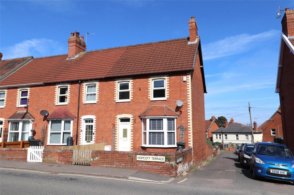 3 bed End of Terrace for rent in Minehead. From Webbers Property Services - Minehead