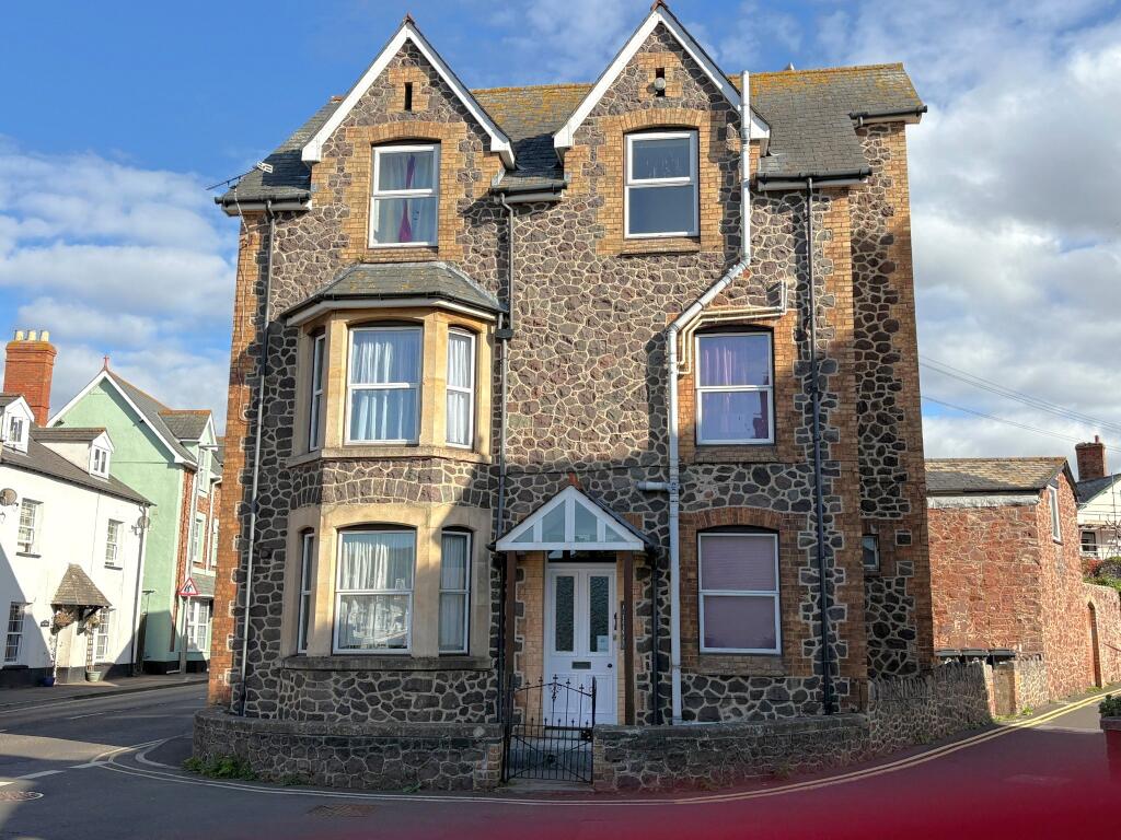 1 bed Apartment for rent in Minehead. From Webbers Property Services - Minehead