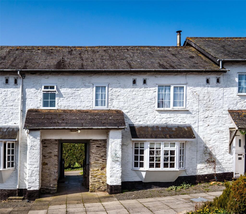 3 bed Mid Terraced House for rent in Rose Ash. From Webbers Property Services - South Molton