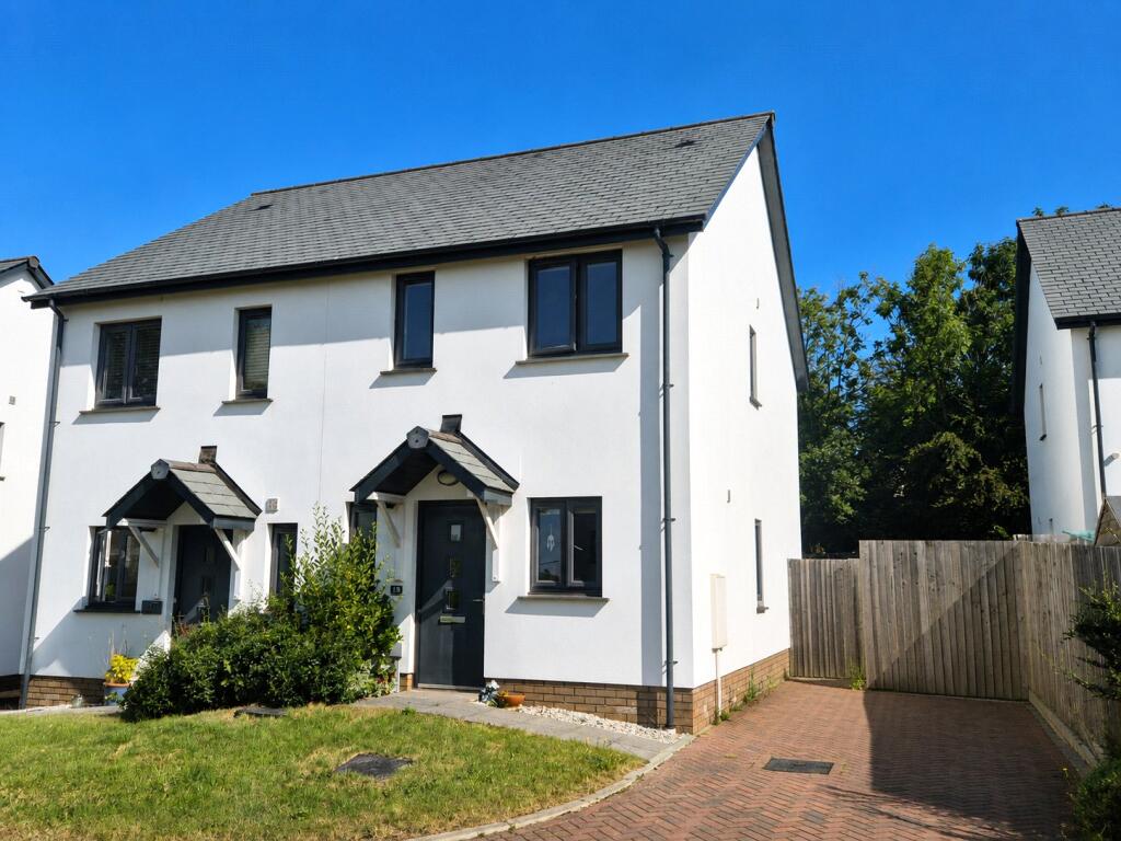 2 bed Semi Detached for rent in Bishop's Nympton. From Webbers Property Services - South Molton 2 bed Semi Detached for rent in Bishop's Nympton. From Webbers Property Services - South Molton