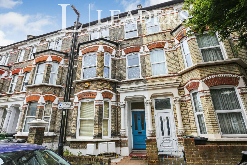 1 bed Flat for rent in Clapham. From Leaders (Forest Hill)