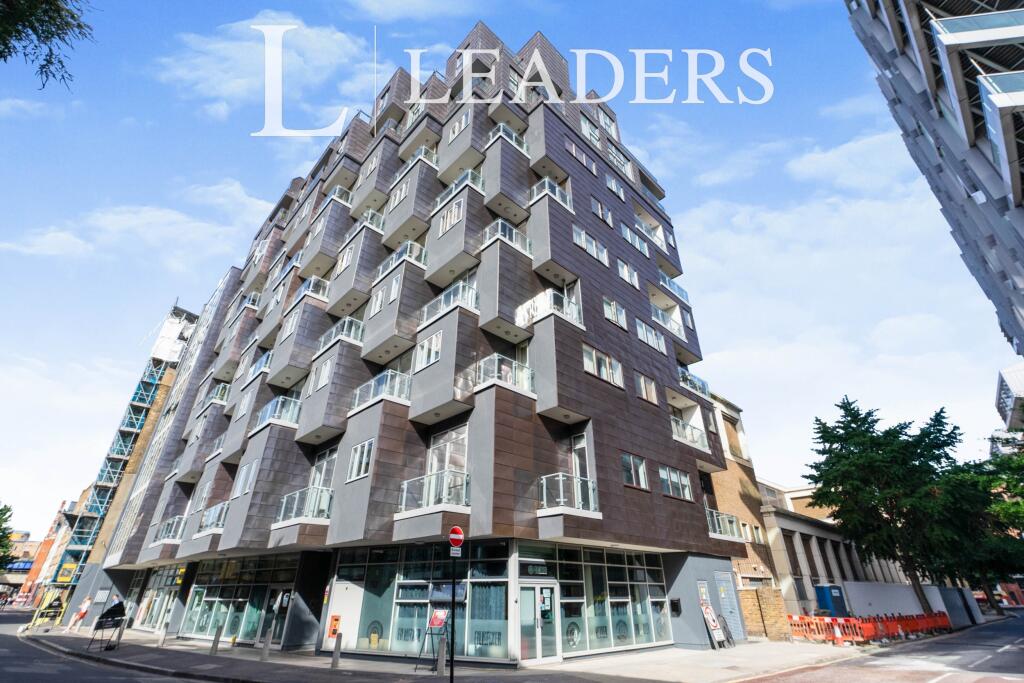 1 bed 1st Floor Flat for rent in London. From Leaders Sales - Forest Hill