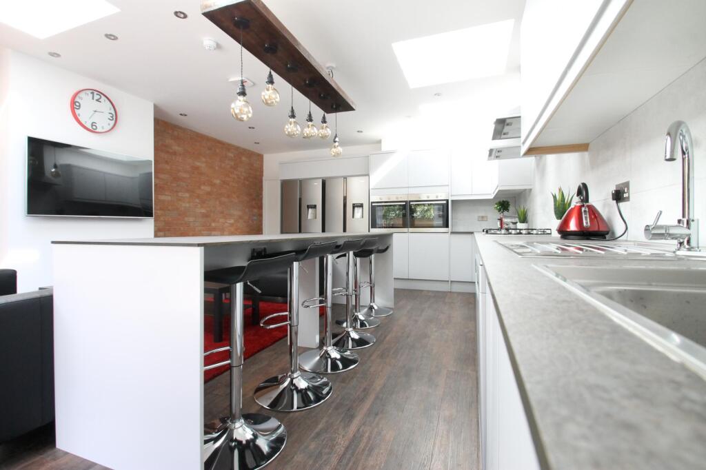 1 bed Detached for rent in Lewisham. From Leaders Sales - Forest Hill 1 bed Detached for rent in Lewisham. From Leaders Sales - Forest Hill