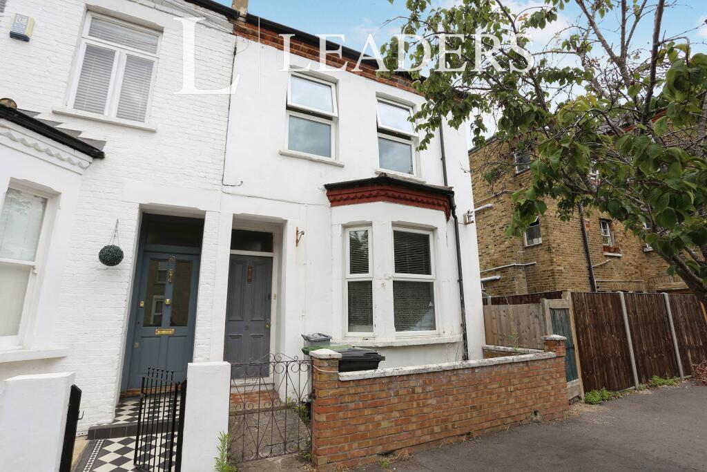 1 bed 1st Floor Flat for rent in Catford. From Leaders Sales - Forest Hill 1 bed 1st Floor Flat for rent in Catford. From Leaders Sales - Forest Hill