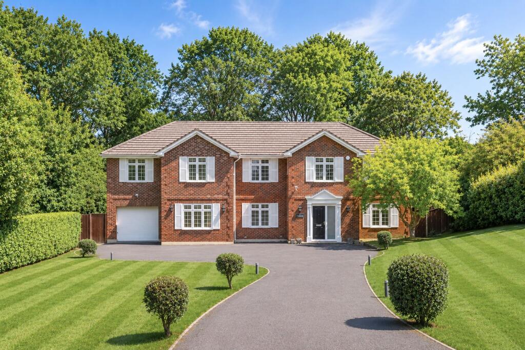 5 bed Detached for rent in Claygate. From Grosvenor Billinghurst - Cobham 5 bed Detached for rent in Claygate. From Grosvenor Billinghurst - Cobham