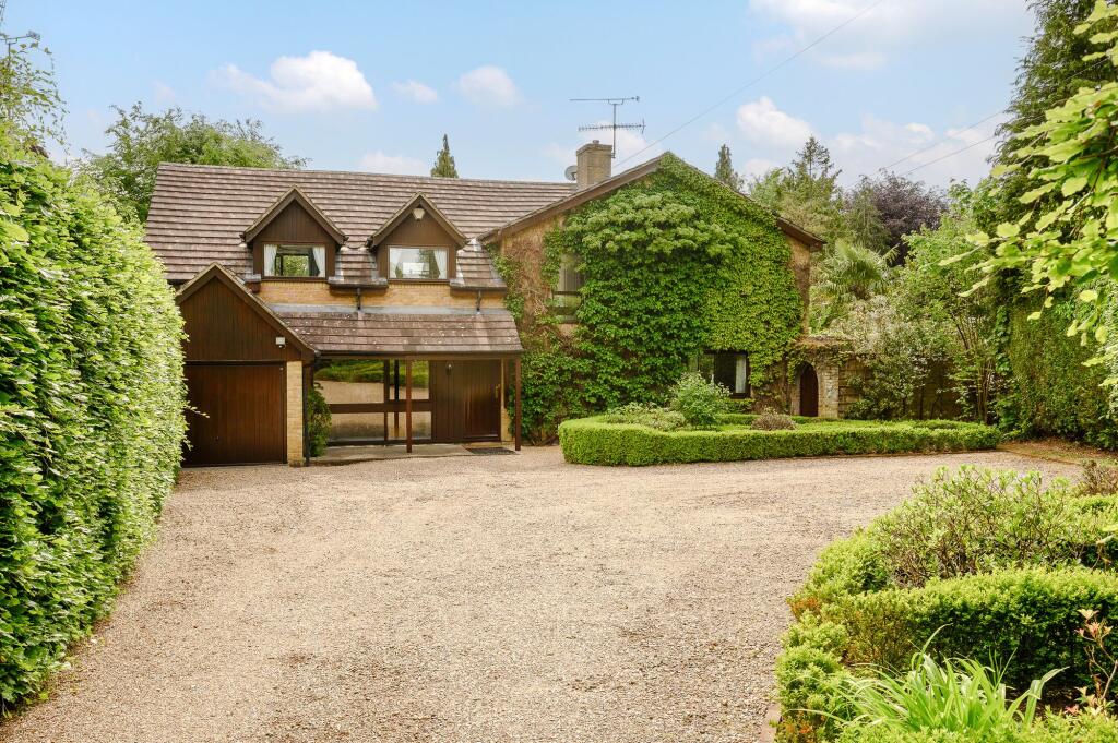 4 bed Detached for rent in West Horsley. From Grosvenor Billinghurst - Cobham