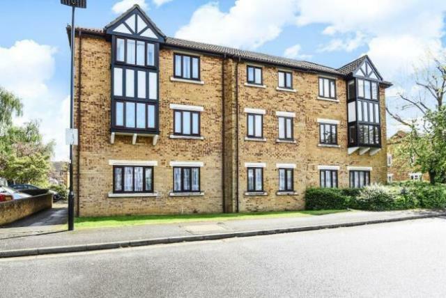 2 bed Apartment for rent in Feltham. From Chancellors Sunbury