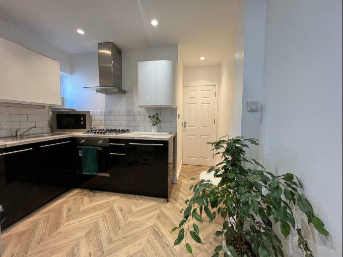 1 bed Apartment for rent in London. From Chancellors Sunbury