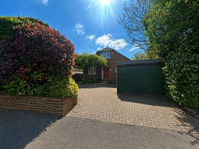 4 bed Detached for rent in Staines-upon-Thames. From Chancellors - Sunbury