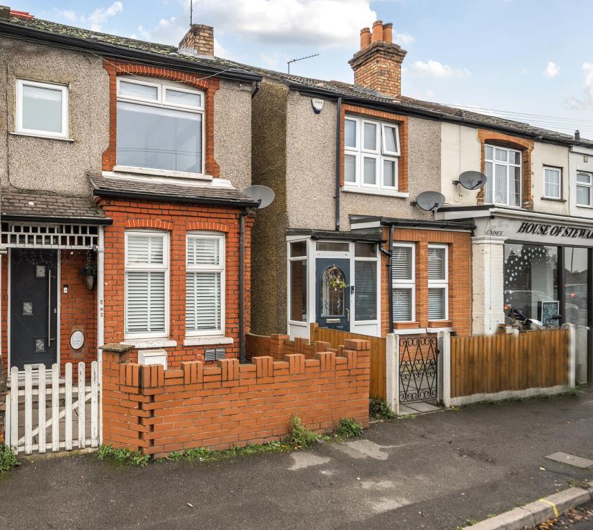 2 bed End of Terrace for rent in Sunbury. From Chancellors - Sunbury