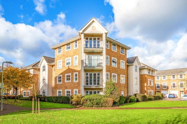 2 bed 1st Floor Flat for rent in Sunbury. From Chancellors - Sunbury