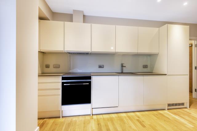 1 bed 1st Floor Flat for rent in Sunbury. From Chancellors - Sunbury 1 bed 1st Floor Flat for rent in Sunbury. From Chancellors - Sunbury